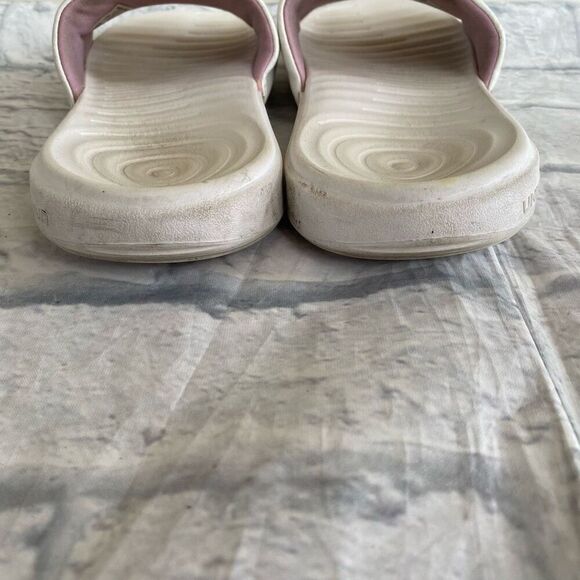 Under Armour women 8 slides w/comfort sole white - Picture 5 of 9